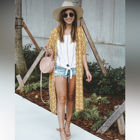 American Eagle Outfitters Sweaters - 275 American Eagle Floral Open Front Kimono Cardigan Duster Coverup One Size
